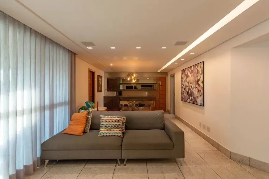 Foto 1 de Apartamento com 4 Quartos à venda, 156m² em Gutierrez, Belo Horizonte