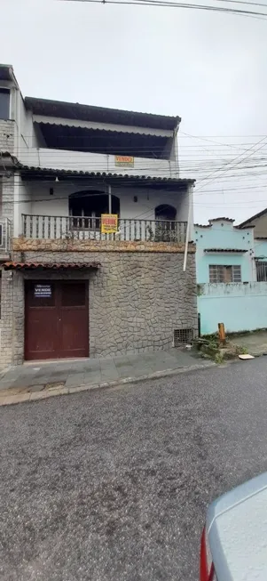 Foto 1 de Casa com 3 Quartos à venda, 250m² em Neves, São Gonçalo