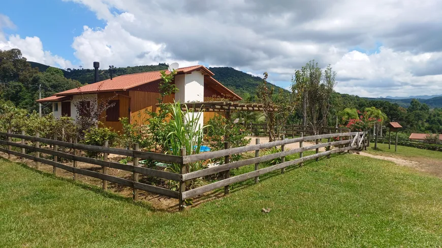 Foto 1 de Fazenda/Sítio com 4 Quartos à venda, 50000m² em Centro, Alfredo Wagner