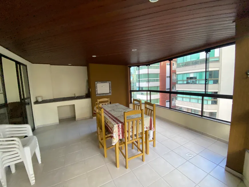 Foto 1 de Apartamento com 3 Quartos à venda, 126m² em Meia Praia, Itapema