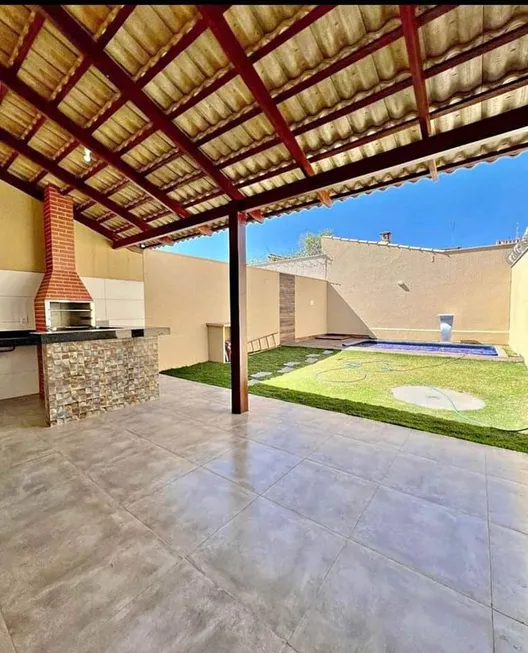 Foto 1 de Casa com 3 Quartos à venda, 120m² em Loteamento Villa Branca, Jacareí