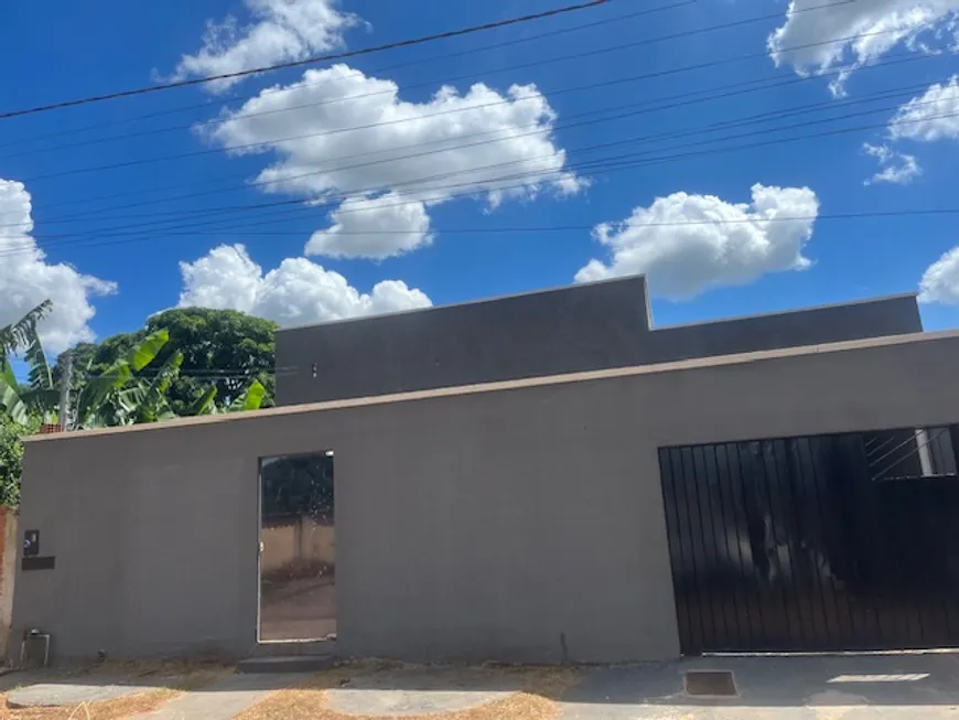 Foto 1 de Casa com 3 Quartos à venda, 196m² em Jardim das Oliveiras, Trindade