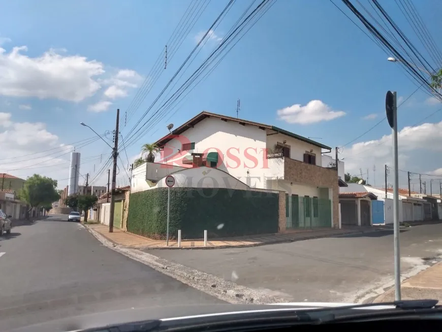 Foto 1 de Sobrado com 3 Quartos à venda, 213m² em Vila Nova, Rio Claro