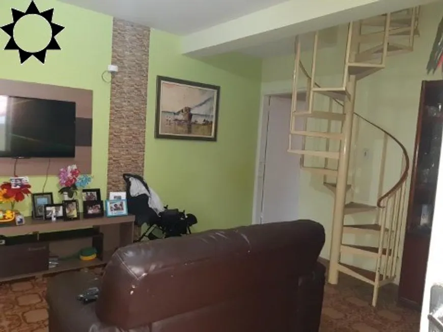 Foto 1 de Casa com 3 Quartos à venda, 320m² em Rochdale, Osasco