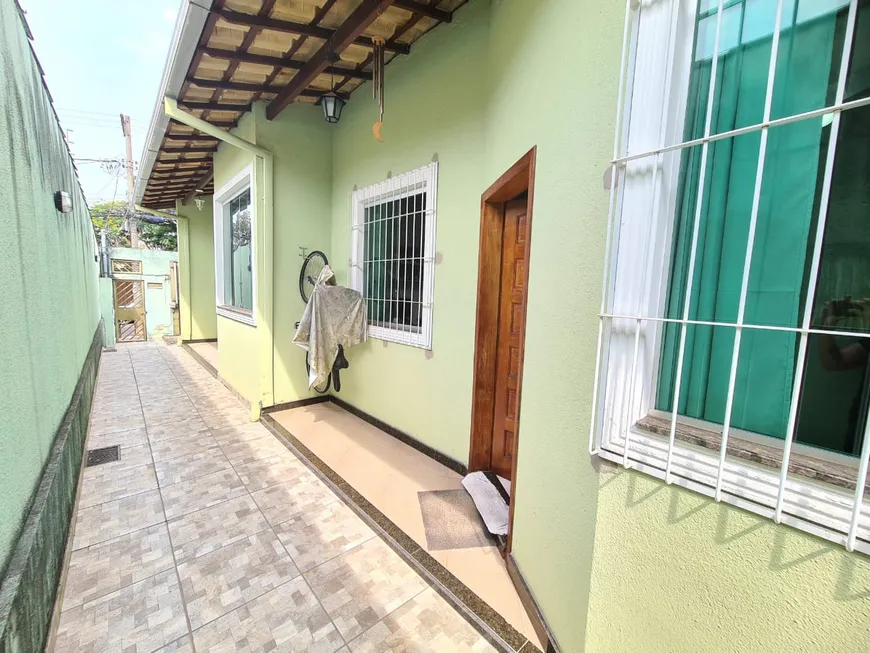 Foto 1 de Casa com 2 Quartos à venda, 58m² em Candelaria, Belo Horizonte