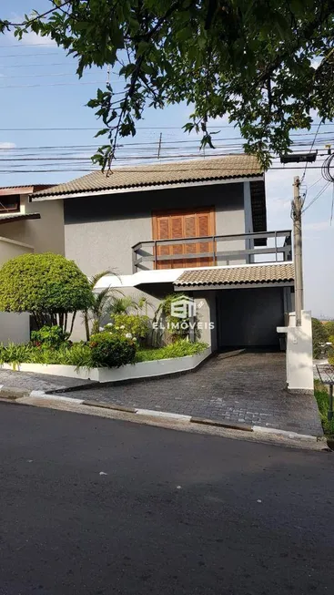 Foto 1 de Casa de Condomínio com 3 Quartos à venda, 240m² em Arujazinho IV, Arujá