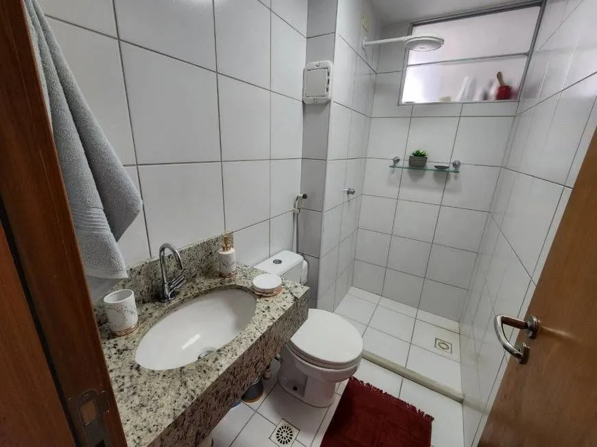 Foto 1 de Apartamento com 3 Quartos à venda, 54m² em Itapuã, Salvador
