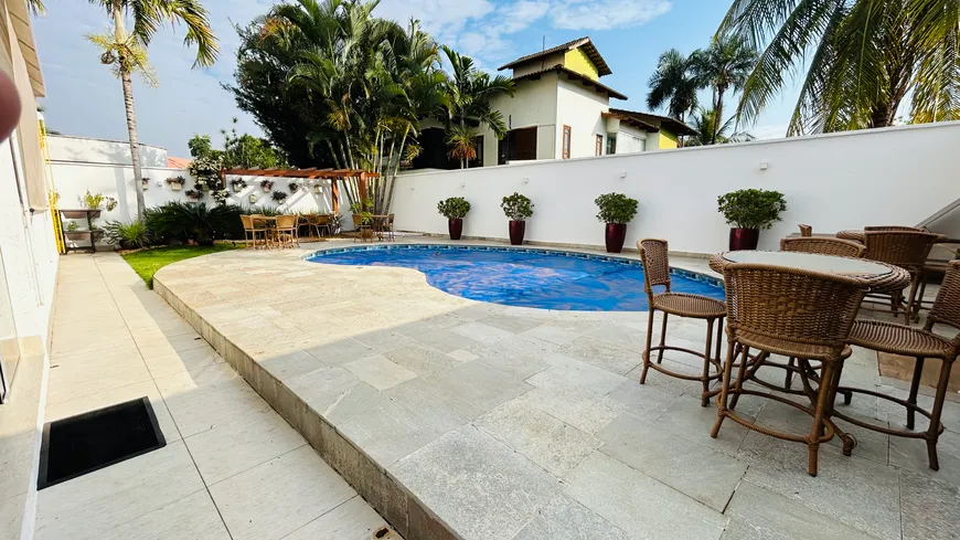 Foto 1 de Casa de Condomínio com 4 Quartos à venda, 274m² em Residencial Granville, Goiânia
