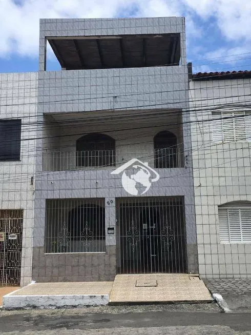 Foto 1 de Casa com 6 Quartos à venda, 138m² em Siqueira Campos, Aracaju