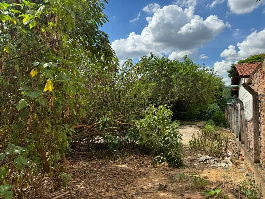 Foto 1 de Lote/Terreno à venda, 607m² em Jardim São Luiz, Valinhos