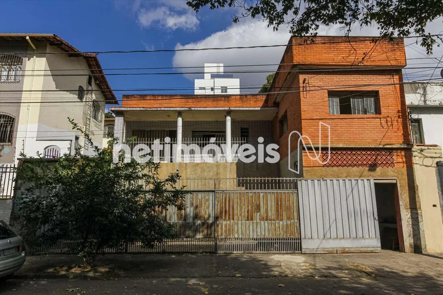 Foto 1 de Casa com 3 Quartos à venda, 191m² em Nova Suíssa, Belo Horizonte