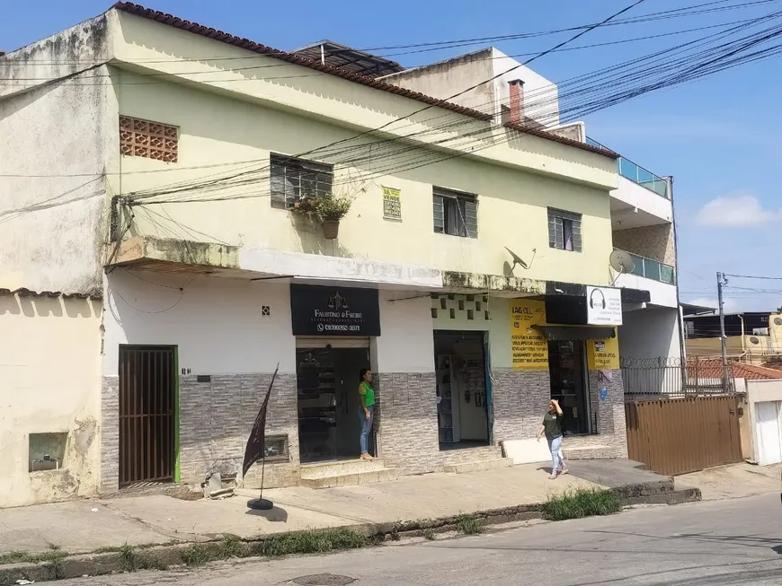 Foto 1 de Casa com 4 Quartos à venda, 405m² em Novo Boa Vista, Contagem