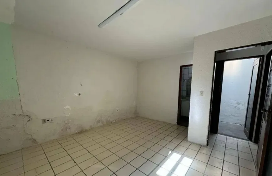 Foto 1 de Casa com 2 Quartos à venda, 80m² em Piatã, Salvador