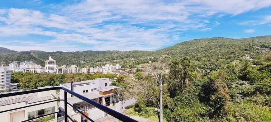 Foto 1 de Casa com 3 Quartos à venda, 176m² em Córrego Grande, Florianópolis