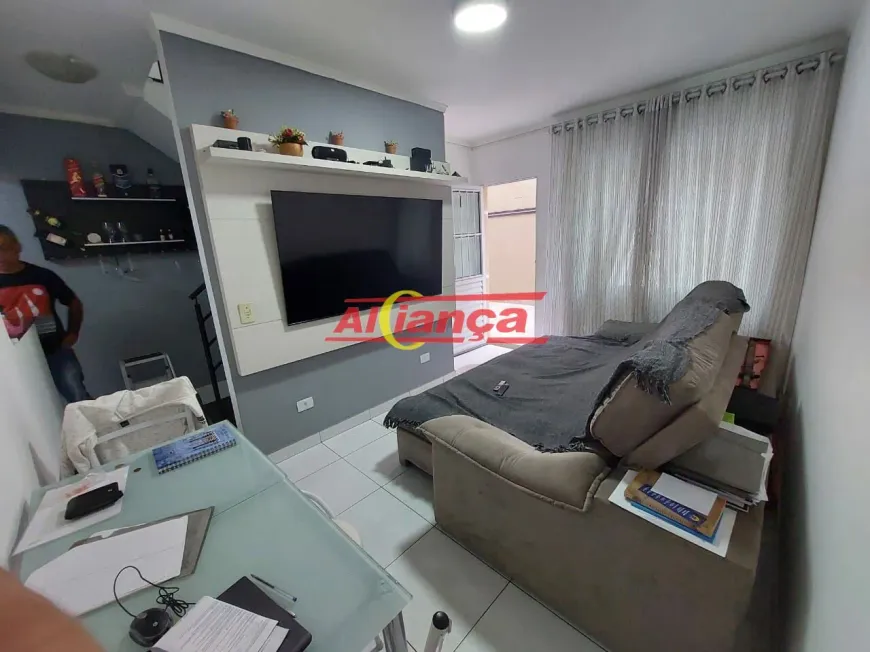 Foto 1 de Casa com 2 Quartos à venda, 73m² em Vila Nilo, São Paulo