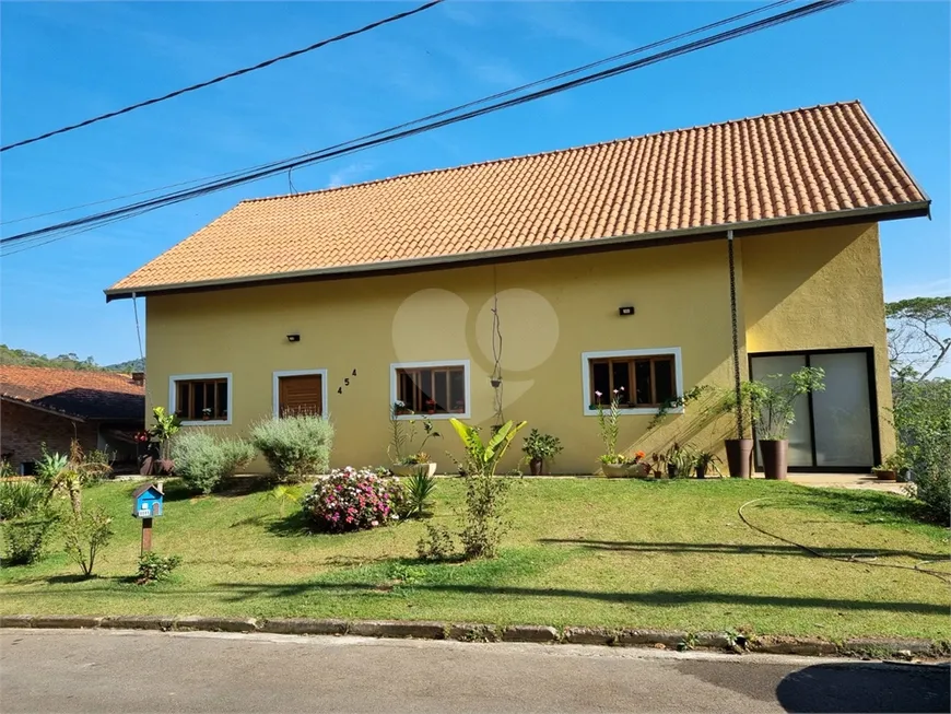 Foto 1 de Casa de Condomínio com 3 Quartos à venda, 150m² em Serra da Cantareira, Mairiporã