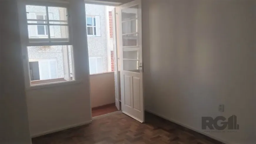 Foto 1 de Apartamento com 2 Quartos à venda, 68m² em Centro, Porto Alegre