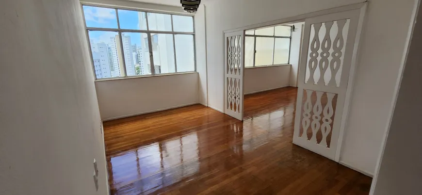 Foto 1 de Apartamento com 3 Quartos para alugar, 160m² em Vitória, Salvador