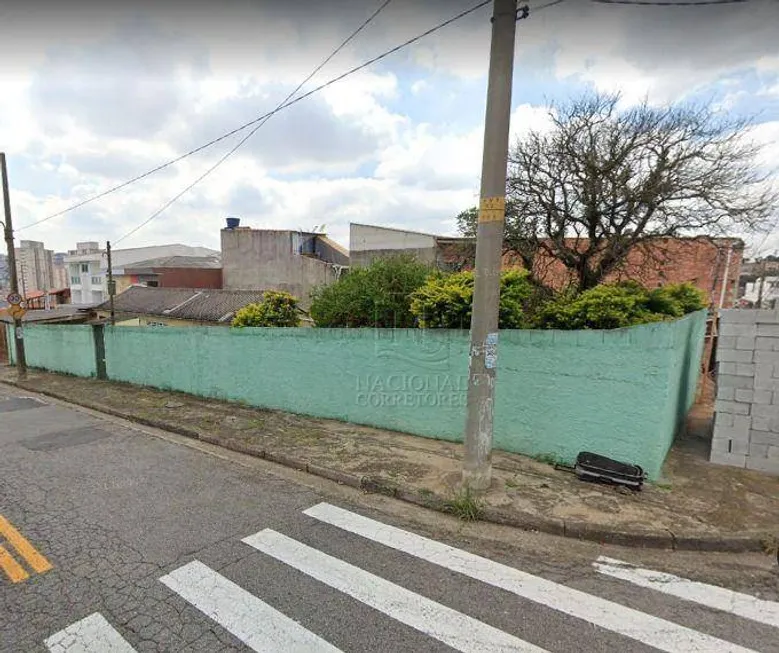 Foto 1 de Lote/Terreno à venda, 240m² em Vila Lucinda, Santo André