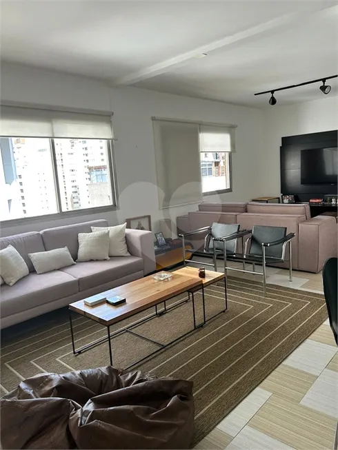 Foto 1 de Apartamento com 1 Quarto à venda, 90m² em Itaim Bibi, São Paulo