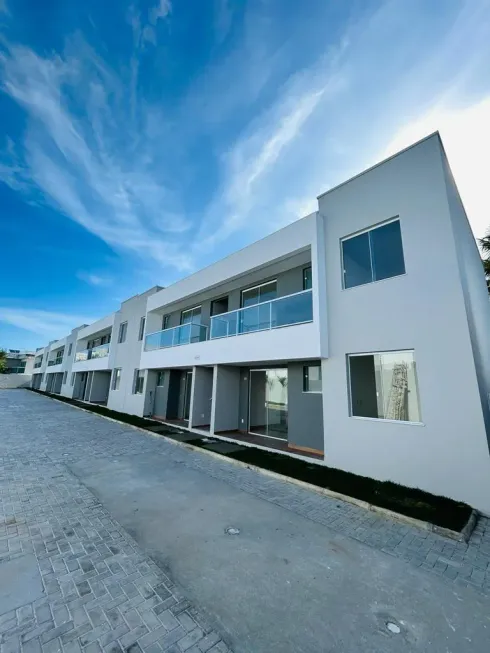 Foto 1 de Casa de Condomínio com 2 Quartos à venda, 65m² em Buraquinho, Lauro de Freitas