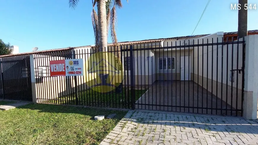 Foto 1 de Casa com 2 Quartos à venda, 56m² em Sitio Cercado, Curitiba