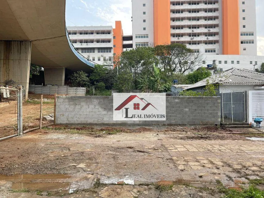 Foto 1 de Lote/Terreno à venda, 300m² em Campestre, Santo André