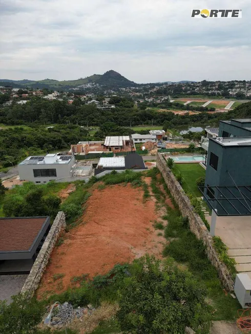 Foto 1 de Lote/Terreno à venda, 703m² em Condomínio Residencial Itaporã de Atibaia, Atibaia