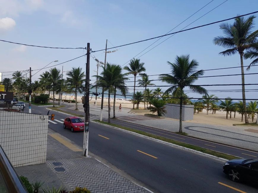 Apartamento na Avenida Presidente Castelo Branco, Vila Guilhermina em