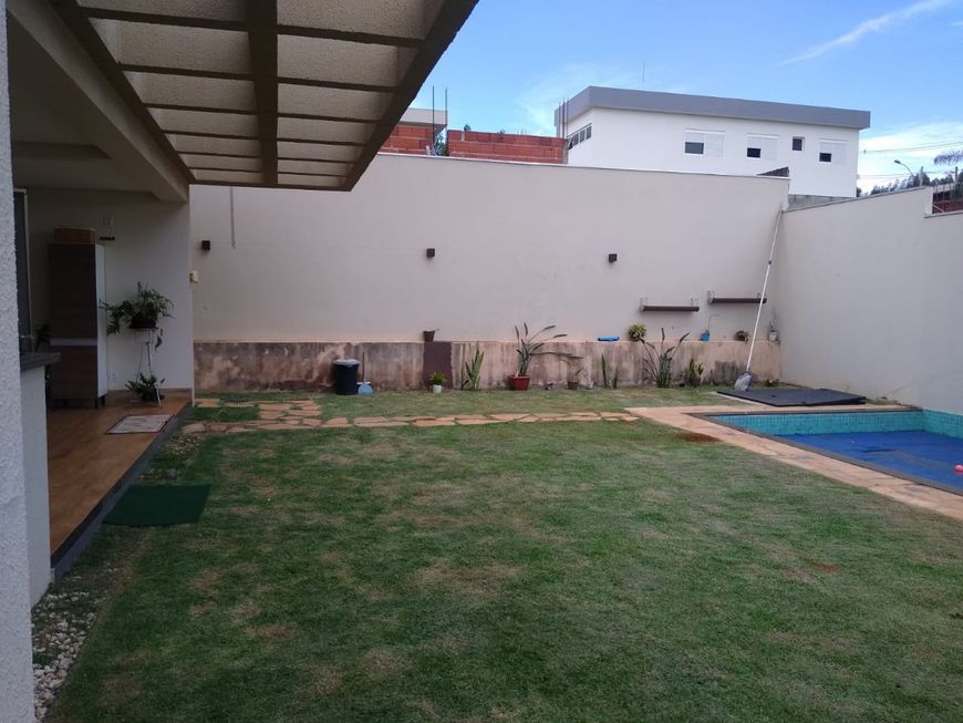 Casa Para Alugar Em Anápolis Goiás Casa de Condomínio 357 m² em Residencial Anaville em Anápolis, por R$ 1