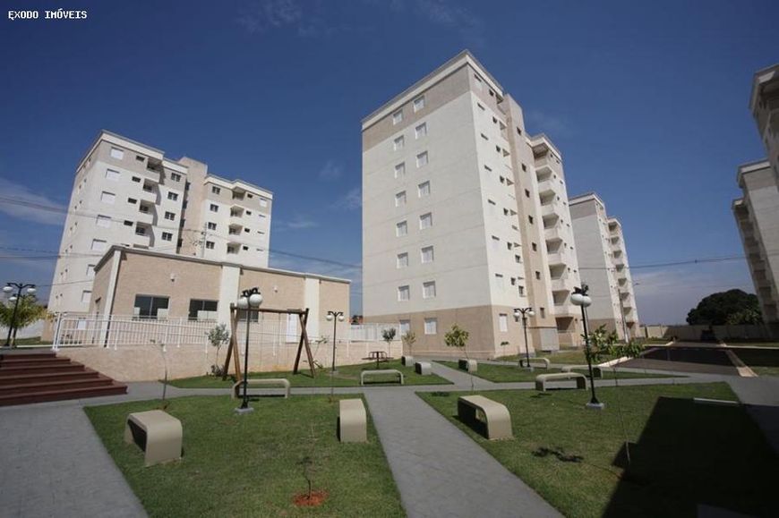 Apartamento na Avenida Rio das Pedras, 2020, Piracicamirim em