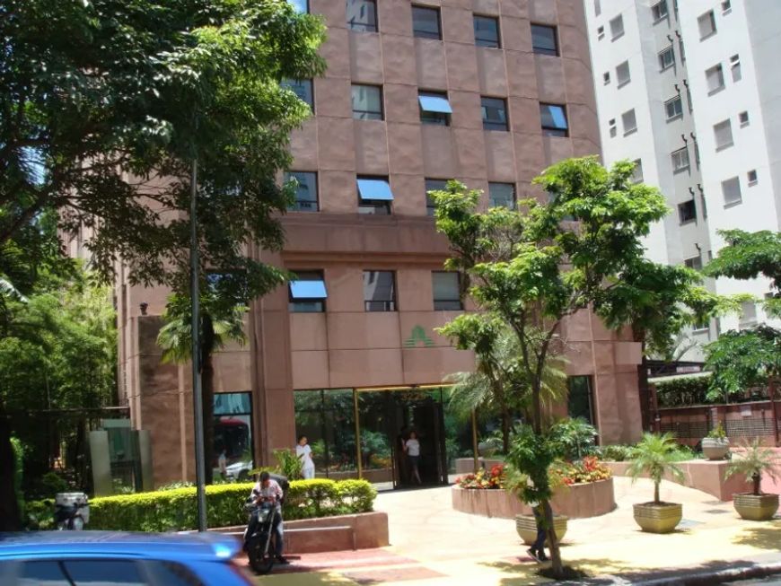 Ponto Comercial 49 m² em Jardim