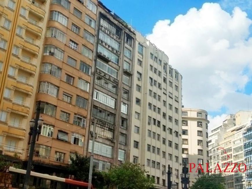 Prédio Comercial na Rua Coronel Xavier de Toledo, República em São Paulo, por R 14.000.000 Prédio Comercial na Rua Coronel Xavier de Toledo, República em São Paulo, por R 14.000.000
