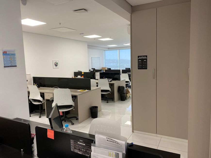 Sala Comercial na Alameda Rio Negro, 503, Alphaville Centro Industrial