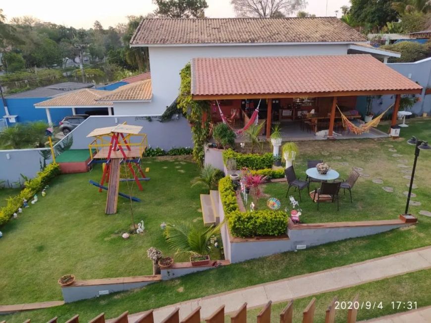 Chácara na Alameda Campinas, Jardim Paulista em Atibaia, por R$ 3.500.