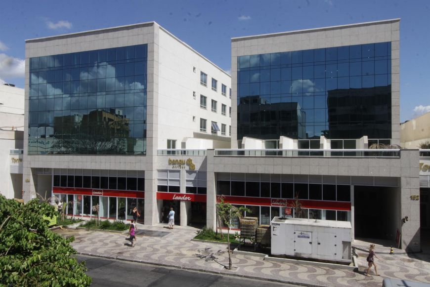 Sala Comercial na Rua Silva Cardoso, 152, Bangu em Rio de Janeiro, por