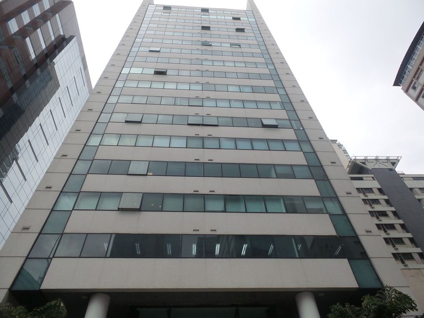 Sala Comercial na Alameda Santos, 455, Cerqueira César em São Paulo