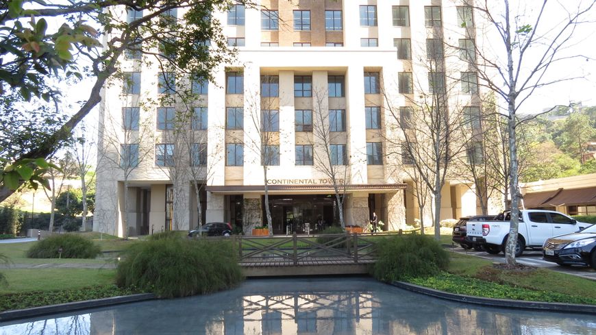 Sala Comercial na Avenida Magalhães de Castro, 4800, Cidade Jardim em