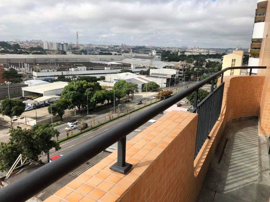 Apartamento na Rua Afonso Pena, 229,