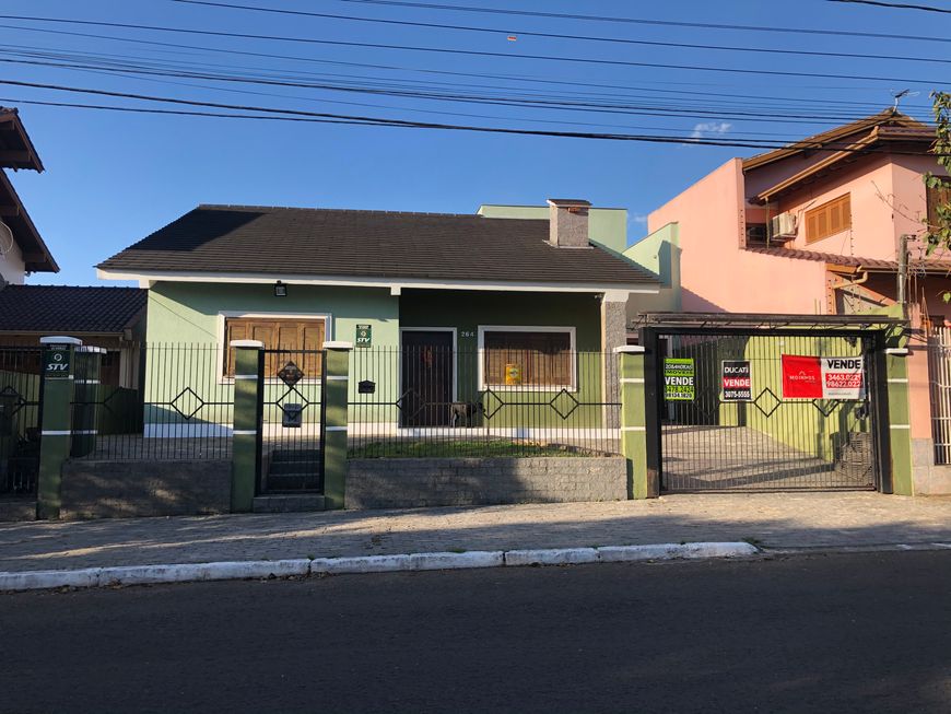 Casa 237 m² em Igara em Canoas, por R$ 680.000 - Viva Real