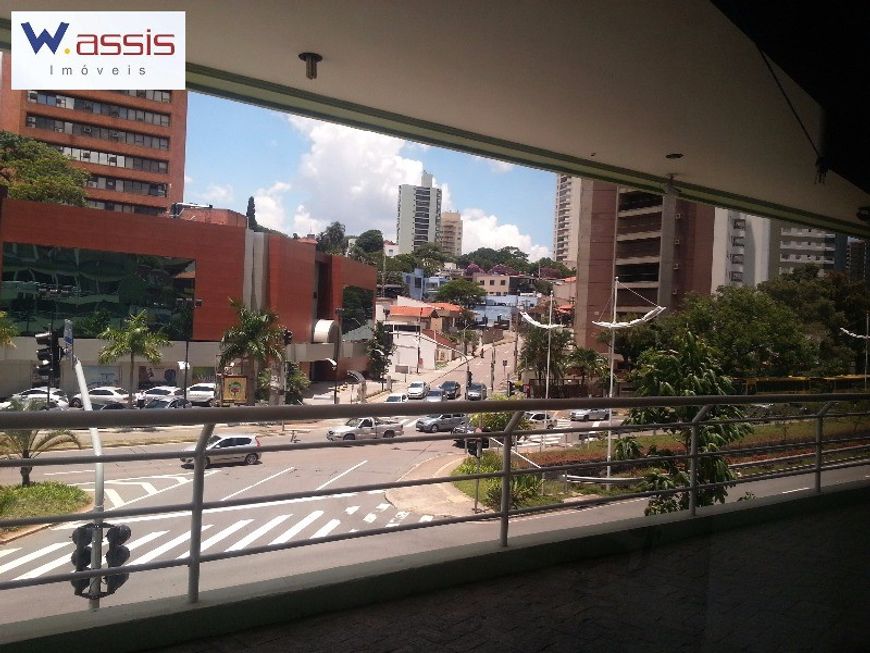 Sala Comercial na Avenida Nove de