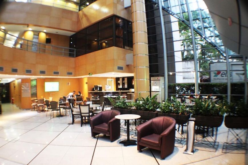 Apartamento na Alameda Lorena, 360, Jardins em São Paulo, por R$ 245.