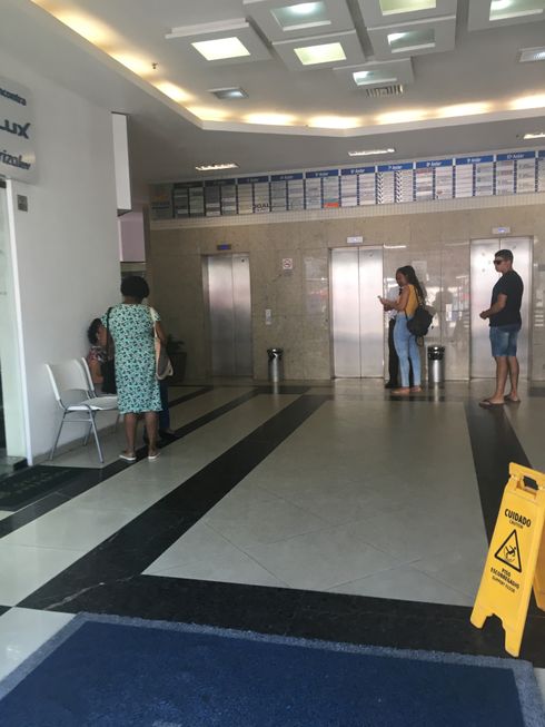 Sala Comercial na Rua Conde de Porto Alegre, 477, Jardim Vinte e Cinco