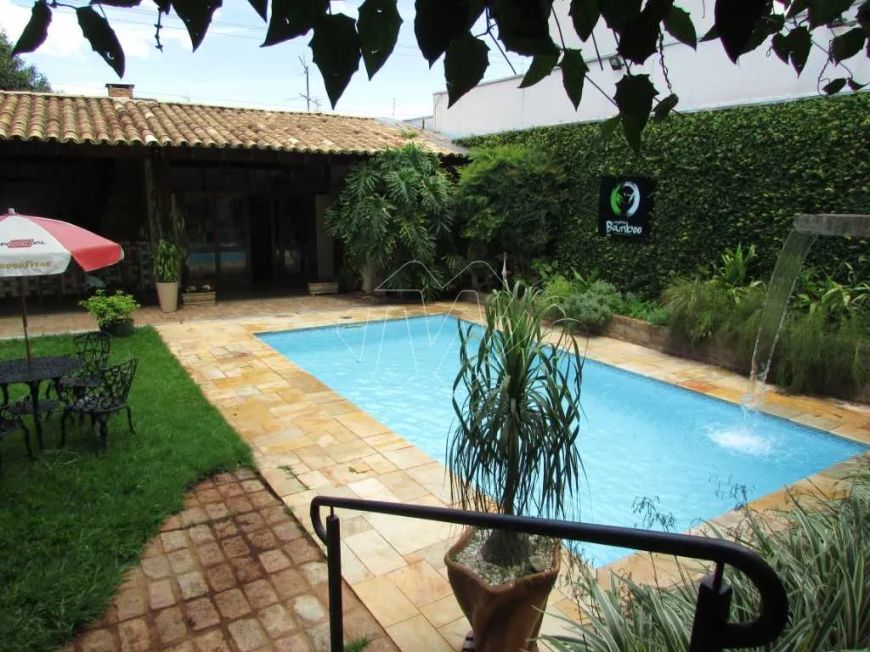 Casa na Avenida Doutor Gastão Vidigal, 139, Jardim Primavera em