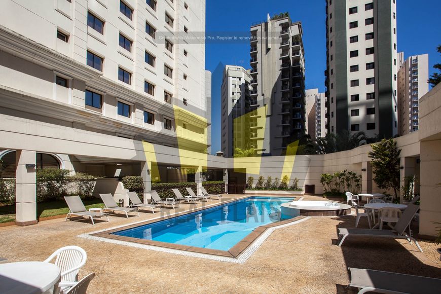 Flat na Rua Gomes de Carvalho, 1005, Vila Olímpia em São Paulo, por R