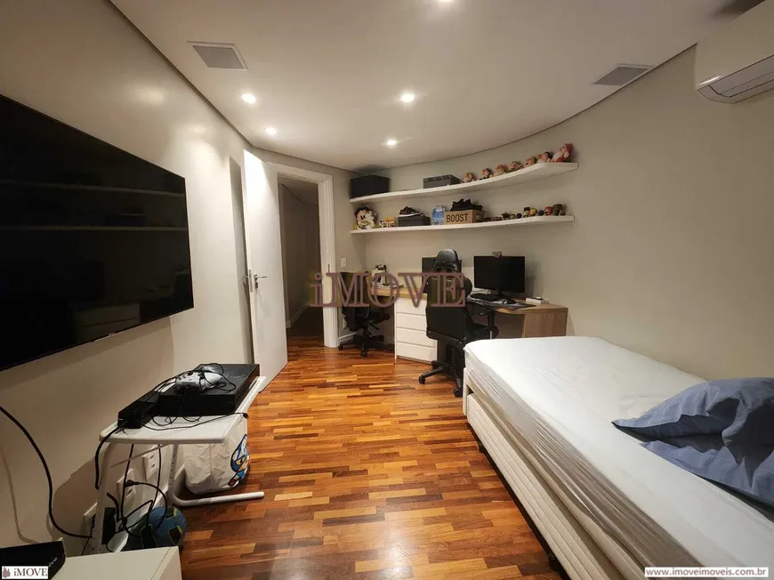 Los Angeles