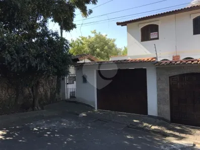 Casa com 3 Quartos à venda, 208m² no Vila Irmãos Arnoni, São Paulo