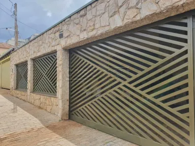 Casa com 3 Quartos à venda, 344m² no Vila Xavier (Vila Xavier), Araraquara