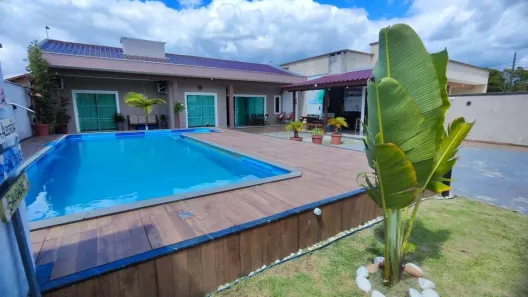 Casa com 4 Quartos à venda, 360m² no Barra do Saí, Itapoá