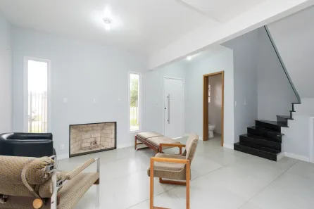 Casa com 3 Quartos para venda ou aluguel, 129m² no Laranjal, Pelotas